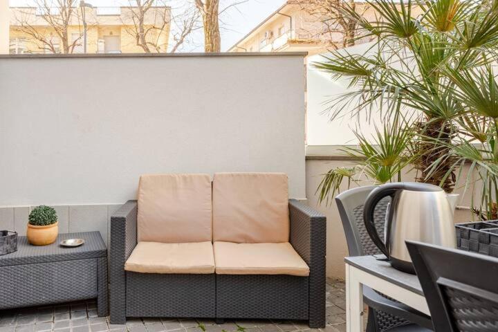 Apartamento A Casa Minerva Rímini Exterior foto