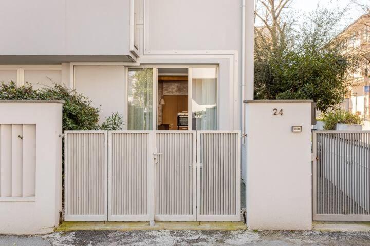 Apartamento A Casa Minerva Rímini Exterior foto