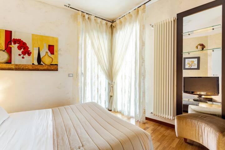 Apartamento A Casa Minerva Rímini Exterior foto